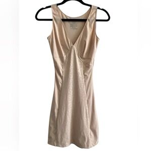 Assets by Spanx Nude/Tan V-Neck Shapewear Slip Size Large